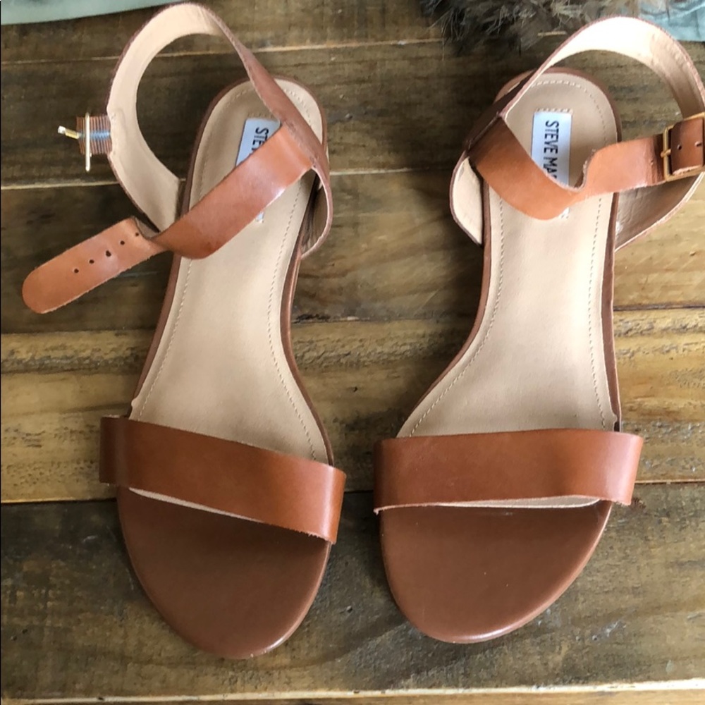 Steve Madden block heals